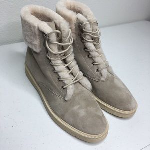 Vince Hayes II Shearling Boots sz 8.5